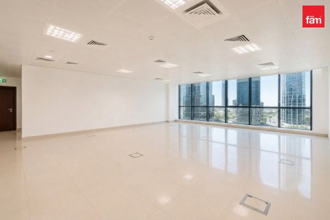 105.2m² Office in Dubai, UAE No. 187540 5