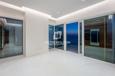 4 bedrooms Apartment in 1 JBR, UAE No. 128059 17