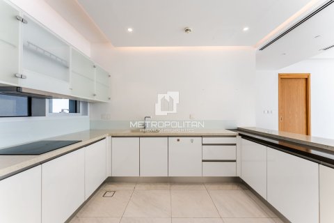 4 bedrooms Apartment in 1 JBR, UAE No. 128059 7