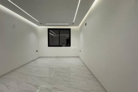 3 bedrooms Apartment in Riyadh, Saudi Arabia No. 67968 10