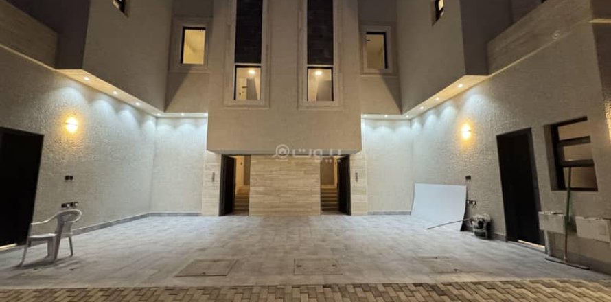 3 bedrooms Apartment in Riyadh, Saudi Arabia No. 67968