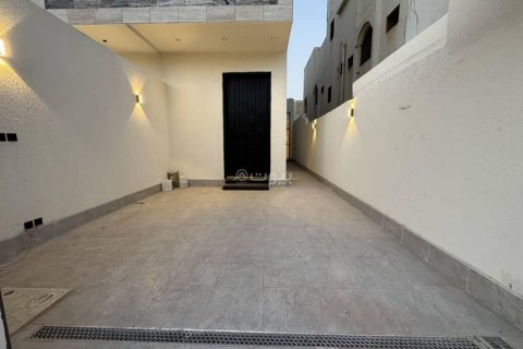 Apartment de 3 dormitorios en Riyadh, Saudi Arabia No. 67967 4