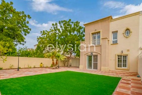 3 غرف نوم فيلا في Springs 15, الإمارات العربية المتحدة رقم 64969