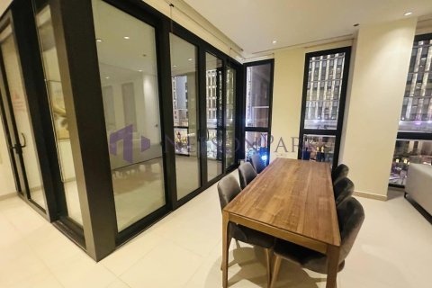 3 bedrooms Apartment in Doha, Qatar No. 60940