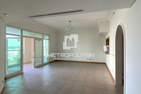 Appartement de 2 chambres à Shoreline Apartments, UAE No. 129493