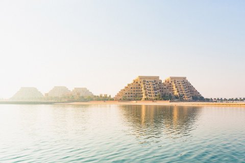 Building in Dubai, UAE No. 150373
