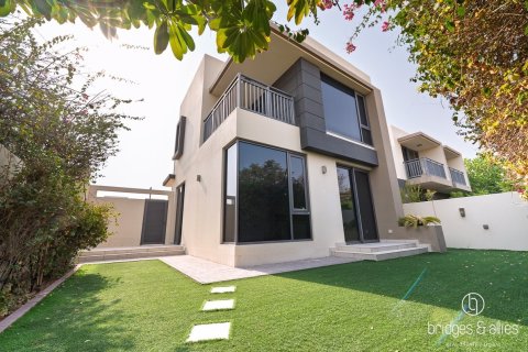 4 bedrooms Villa in Dubai Hills Estate, UAE No. 186180 3