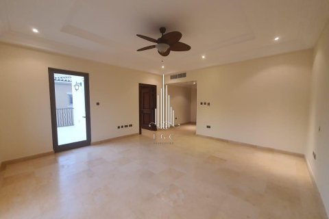 Villa de 4 dormitorios en  Saadiyat Island, UAE No. 43950 3