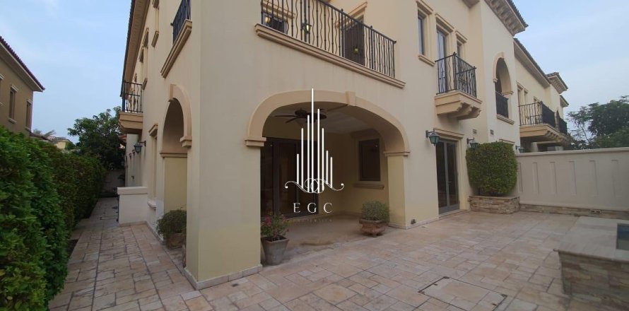 Villa de 4 dormitorios en  Saadiyat Island, UAE No. 43950