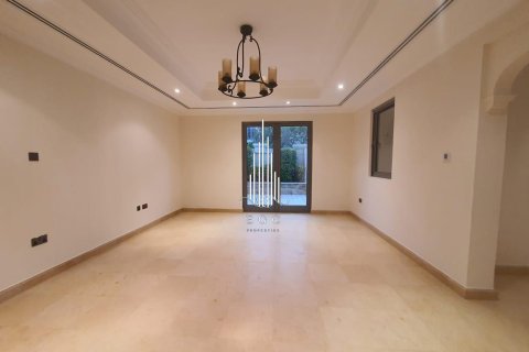 Villa de 4 dormitorios en  Saadiyat Island, UAE No. 43950 8