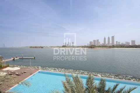 1 غرف نوم شقة في Azure Residences, الإمارات العربية المتحدة رقم 209490