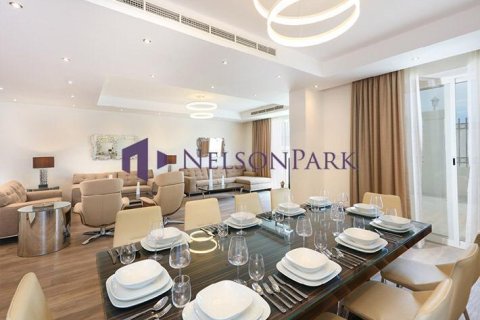 4 bedrooms Villa in Lusail, Qatar No. 57265 13