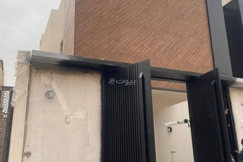 4 bedrooms Apartment in Riyadh, Saudi Arabia No. 62545 3