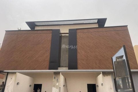 4 bedrooms Apartment in Riyadh, Saudi Arabia No. 62545