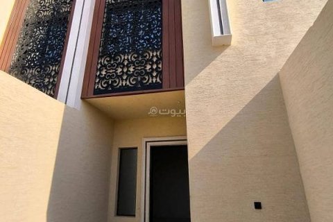 3 bedrooms Apartment in Riyadh, Saudi Arabia No. 99502