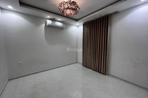 Villa de 5 dormitorios en Riyadh, Saudi Arabia No. 99500 17