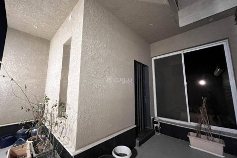 Villa de 5 dormitorios en Riyadh, Saudi Arabia No. 99500 4