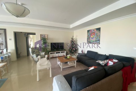 Apartment de 2 dormitorios en Doha, Qatar No. 60842 7