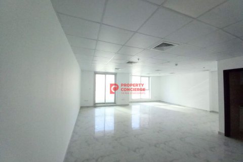 72m² Office in Jumeirah Lake Towers, UAE No. 11145