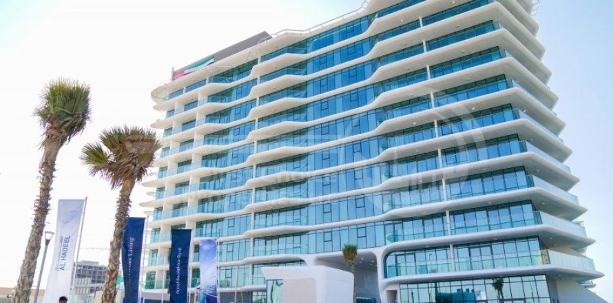 Квартира с 2 спальнями в Al Raha Beach, ОАЭ №13129