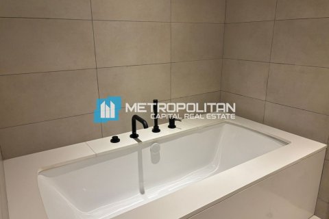 2 bedrooms Apartment in Abu Dhabi, UAE No. 119100 13