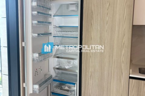 2 bedrooms Apartment in Abu Dhabi, UAE No. 119100 10