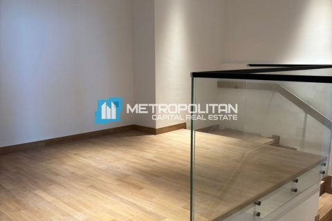 2 bedrooms Apartment in Abu Dhabi, UAE No. 119100 12