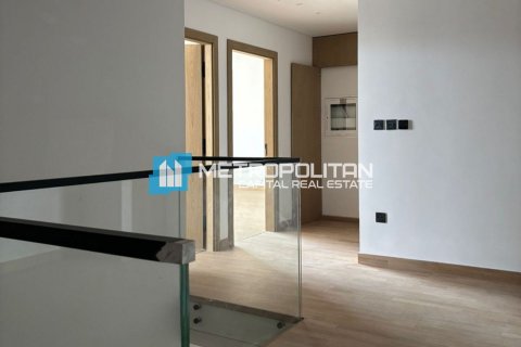 2 bedrooms Apartment in Abu Dhabi, UAE No. 119100 7