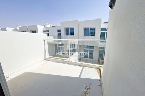 Townhouse de 4 chambres à DAMAC Hills (Akoya by DAMAC), UAE No. 128438 12