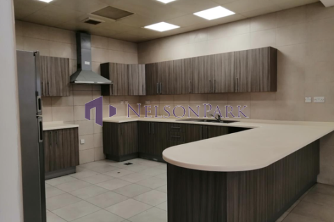 Villa de 4 dormitorios en Doha, Qatar No. 60899 8