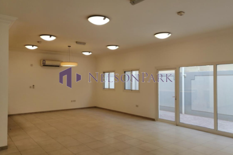 Villa de 4 dormitorios en Doha, Qatar No. 60899 4