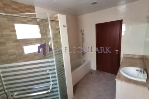 Villa de 4 dormitorios en Doha, Qatar No. 60899 10