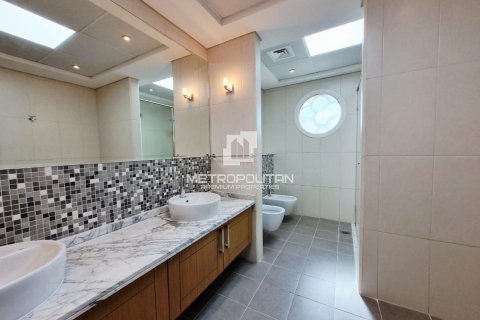 Villa de 5 chambres à Legacy, UAE No. 128005 23