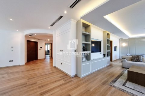 Villa de 5 chambres à Legacy, UAE No. 128005 12