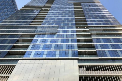 Квартира с 3 спальнями в Corniche Road, ОАЭ №13353