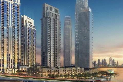 Apartment de 3 dormitorios en CREEK RISE Creek Rise, UAE No. 96346