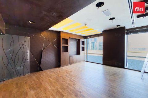 165.1m² Office in Business Bay, UAE No. 205584