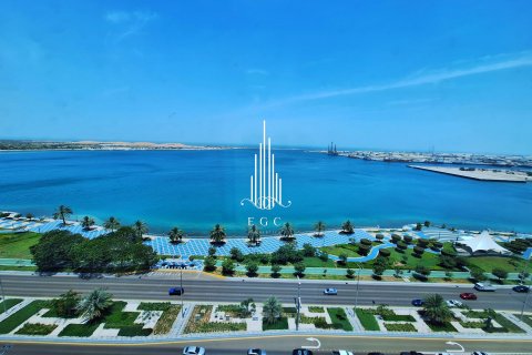 2 غرف نوم شقة في Corniche Road, الإمارات العربية المتحدة رقم 23303
