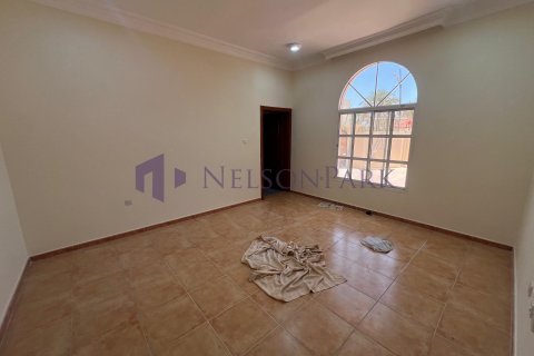 Villa de 7 dormitorios en Doha, Qatar No. 57978 8