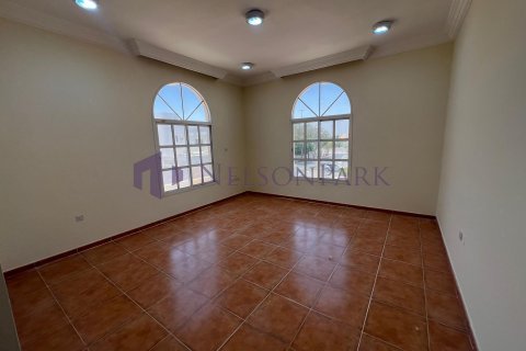 Villa de 7 dormitorios en Doha, Qatar No. 57978 16