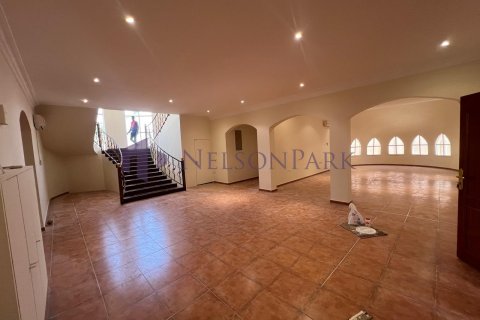 Villa de 7 dormitorios en Doha, Qatar No. 57978 5