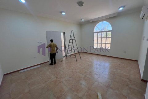 Villa de 7 dormitorios en Doha, Qatar No. 57978 13