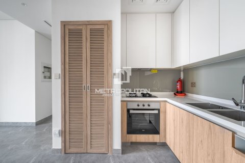 2 bedrooms Apartment in Business Bay, UAE No. 129437 6