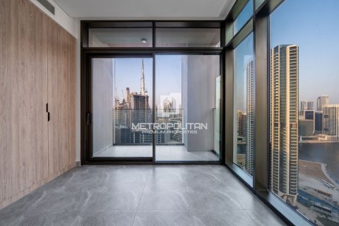 2 bedrooms Apartment in Business Bay, UAE No. 129437 3