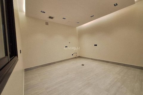 4 bedrooms Apartment in Riyadh, Saudi Arabia No. 67529 11