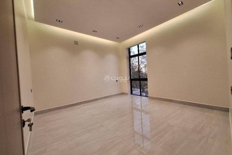 4 bedrooms Apartment in Riyadh, Saudi Arabia No. 67529 7