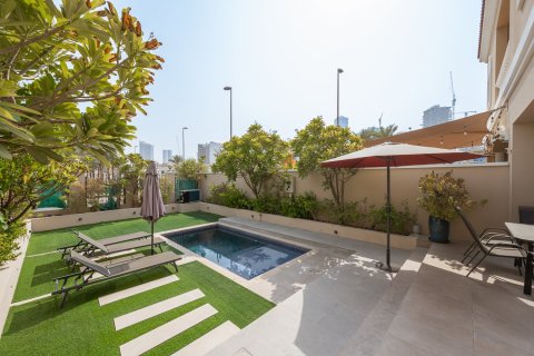 3 bedrooms Townhouse in Jumeirah Village Circle, UAE No. 202384