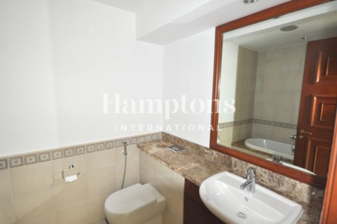 Квартира с 3 спальнями в FIVE Palm Jumeirah, ОАЭ №199531 13