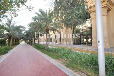 Квартира с 3 спальнями в FIVE Palm Jumeirah, ОАЭ №199531 10