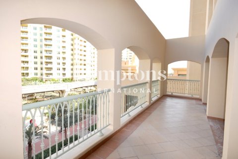 Квартира с 3 спальнями в FIVE Palm Jumeirah, ОАЭ №199531 17